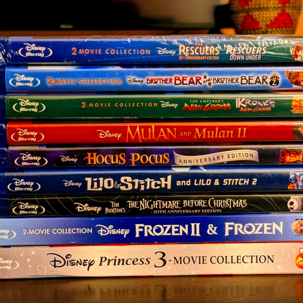 Disney Blu-ray Bundle 17 Films UNOPENED